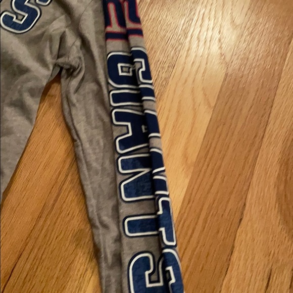 New York Giants NFL long sleeve XL 14/16 - Picture 3 of 4